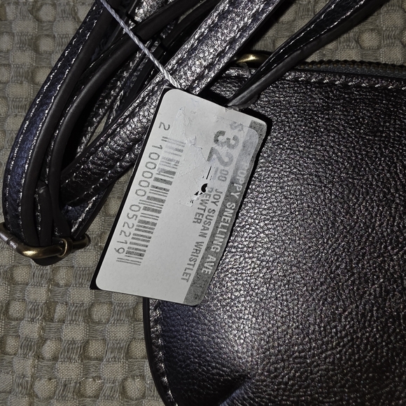 Joy Susan Metalic Gray Crossbody Wristlet NWT - Picture 5 of 9